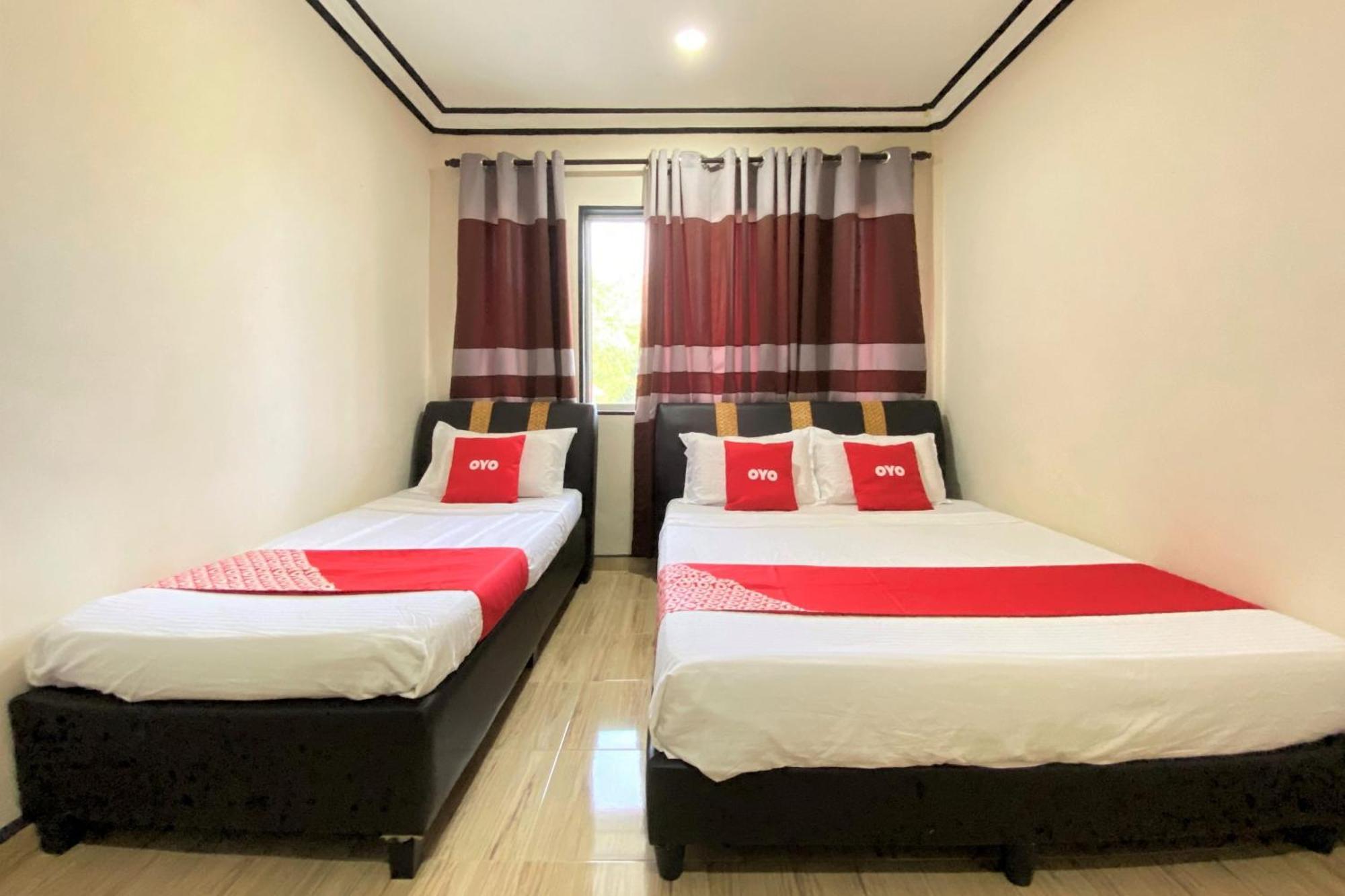 Oyo 90205 Bayu Sintok Motel 창룬 외부 사진