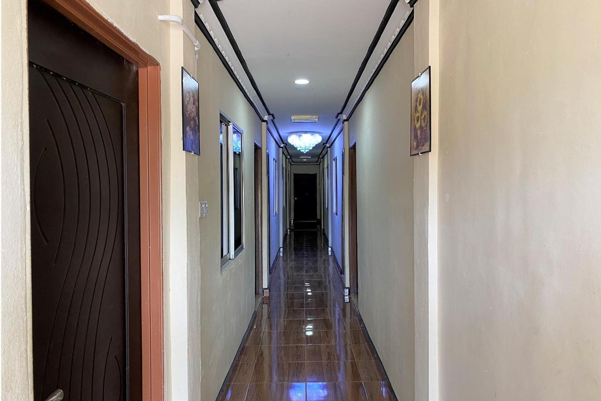 Oyo 90205 Bayu Sintok Motel 창룬 외부 사진