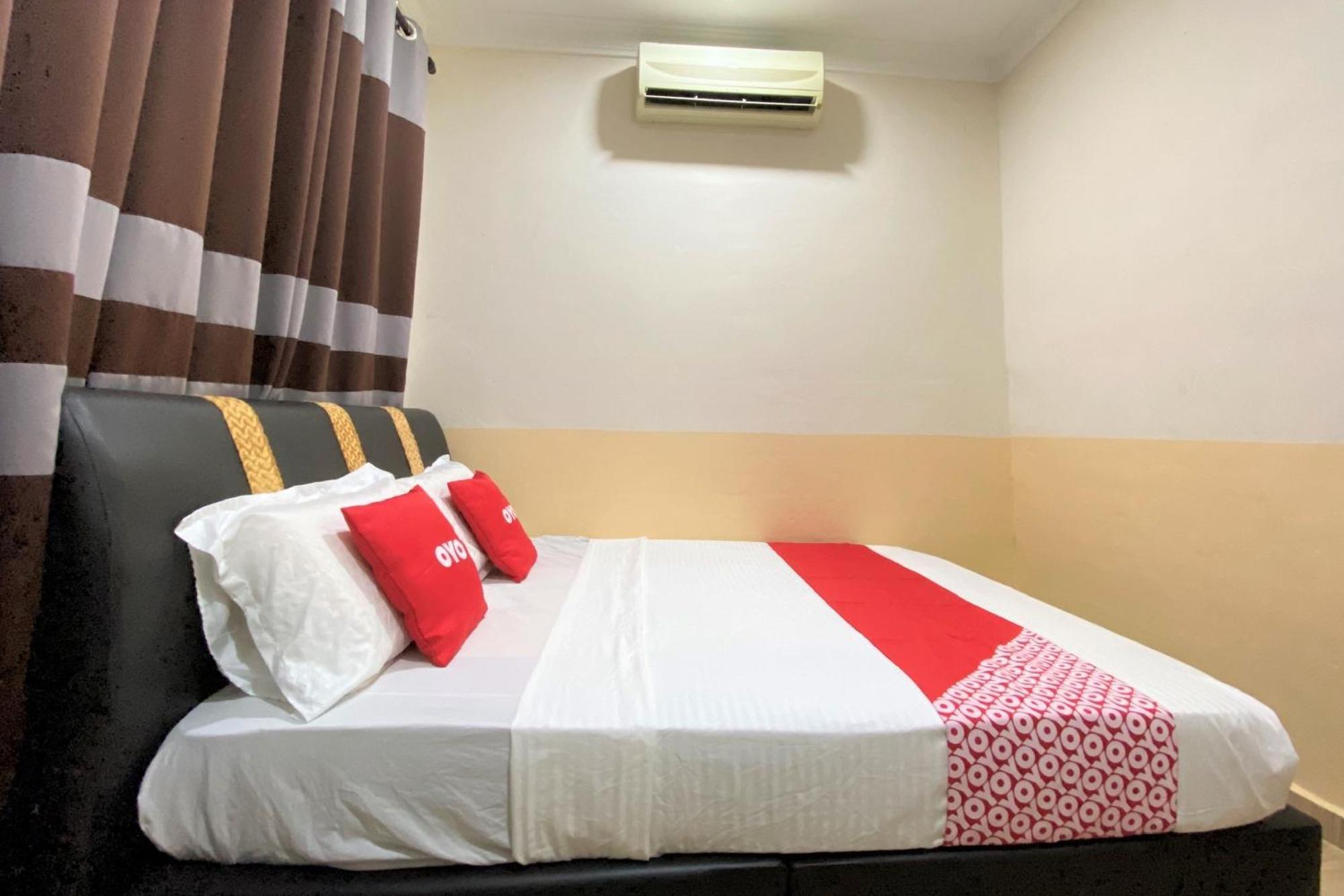 Oyo 90205 Bayu Sintok Motel 창룬 외부 사진