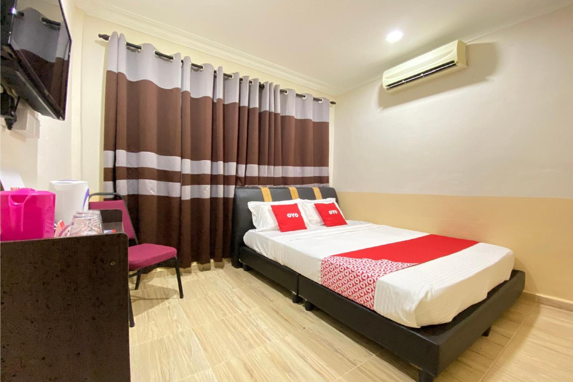 Oyo 90205 Bayu Sintok Motel 창룬 외부 사진