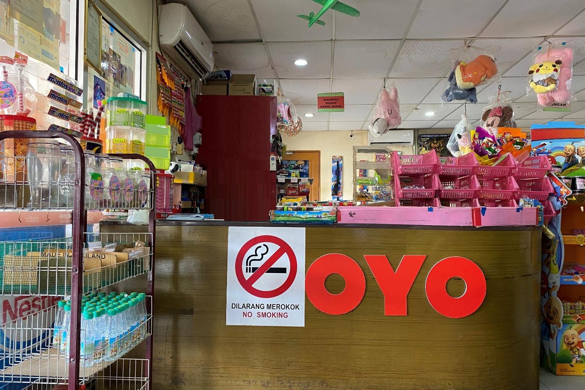 Oyo 90205 Bayu Sintok Motel 창룬 외부 사진
