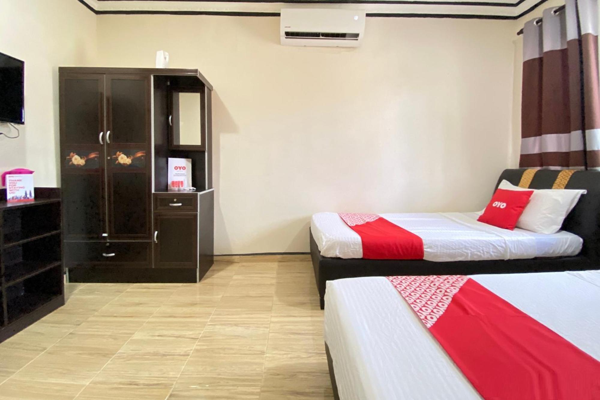 Oyo 90205 Bayu Sintok Motel 창룬 외부 사진