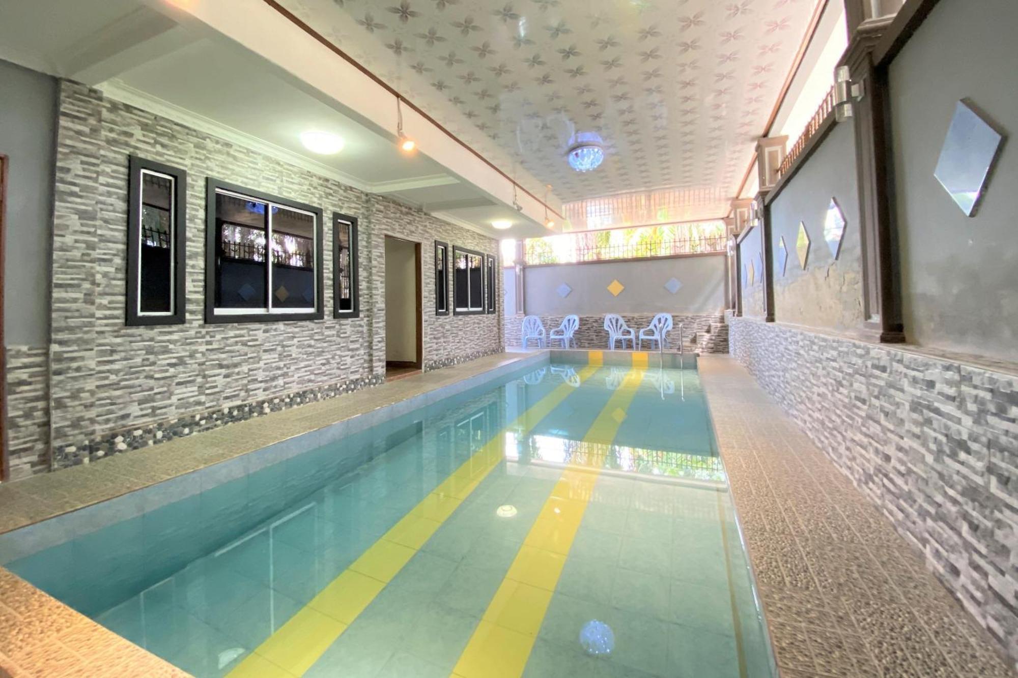 Oyo 90205 Bayu Sintok Motel 창룬 외부 사진